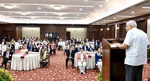 “கவுடில்யரின் தத்துவத்தை பிரதமர் மோடி செயல் வடிவில் காட்டியுள்ளார்” - ஜக்தீப் தன்கர் புகழாரம்