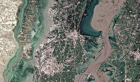 லாகூர் வான்பரப்பை மூடியது பாகிஸ்தான்