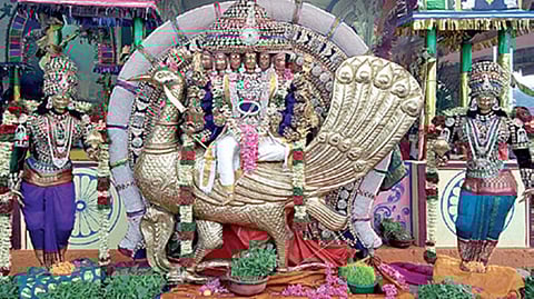 தம்பதிக்கிடையே ஒற்றுமை அருளும் கதித்தமலை முருகன் | ஞாயிறு தரிசனம்