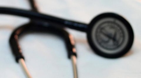 பஹல்காம் தாக்குதலில் காயமடைந்து சிகிச்சை பெறும் தமிழக மருத்துவரிடம் டெல்லி சிறப்பு பிரதிநிதி நலம் விசாரிப்பு