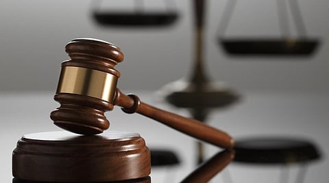 அண்ணா மேம்பாலத்தில் இருந்து பேருந்து விழுந்த வழக்கு: ஓட்டுநரை விடுதலை செய்து நீதிமன்றம் தீர்ப்பு