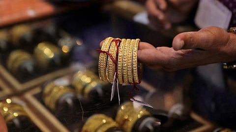 தங்கம் விலை பவுனுக்கு ரூ.400 குறைவு!