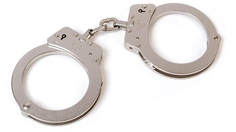 பெங்களூருவில் கொள்ளையடிக்கப்பட்ட 1 கிலோ நகைகள் திருவாரூரில் மீட்பு: 2 பேர் கைது