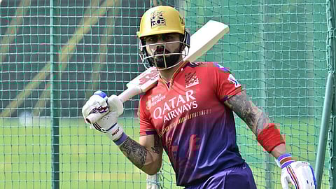 ஐபிஎல் போட்டிகள் இன்று மீண்டும் தொடக்கம்: பெங்களூரு - கொல்கத்தா அணிகள் பலப்பரீட்சை