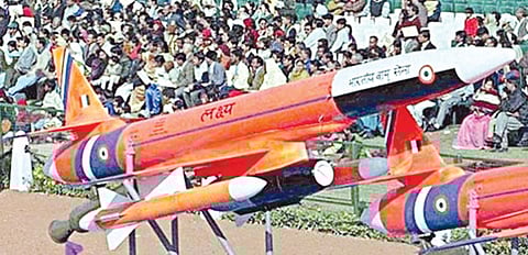 இந்திய விமானப் படையின் லட்சியா ட்ரோன்.