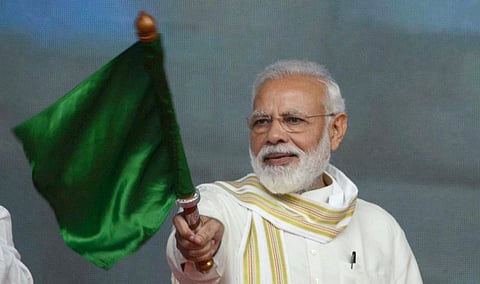 தெற்கு ரயில்வேயில் மேம்படுத்தப்பட்ட 103 ரயில் நிலையங்களை பிரதமர் மோடி நாளை திறந்து வைக்கிறார்