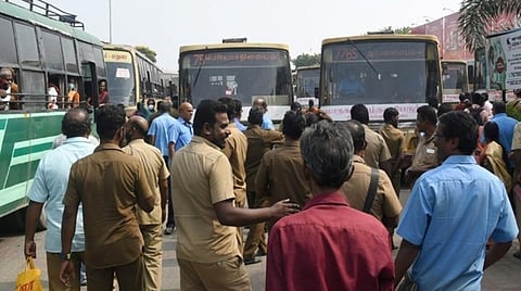 போக்குவரத்து கழக ஊழியர்கள் தமிழகத்தில் மே 27-ல் உண்ணாவிரதம்