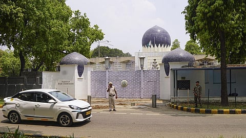 பாகிஸ்தான் தூதரக 2-வது அதிகாரி வெளியேற மத்திய அரசு உத்தரவு