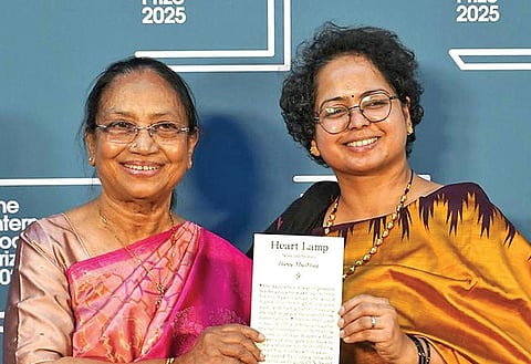 வாழ்க்கையை எழுதுகிறேன் | பெண்கள் 360