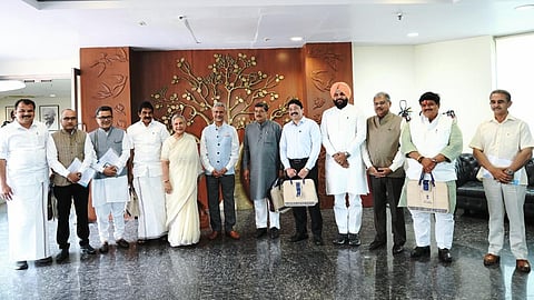 பாகிஸ்தானிடம் சொல்லிவிட்டுதான் ‘ஆபரேஷன் சிந்தூர்’ நடந்ததா? - காங். குற்றச்சாட்டுக்கு ஜெய்சங்கர் ரியாக்ஷன்