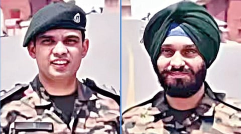 ஹர்ஷ் குப்தா, சுரீந்தர் சிங்