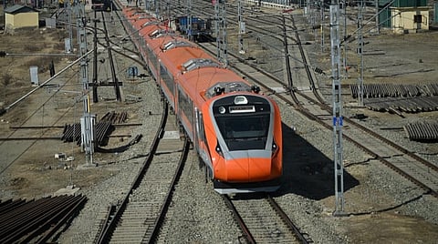 ஜார்க்கண்ட், கர்நாடகா, ஆந்திராவில் ரூ.6,405 கோடியில் 2 ரயில்வே திட்டங்கள்