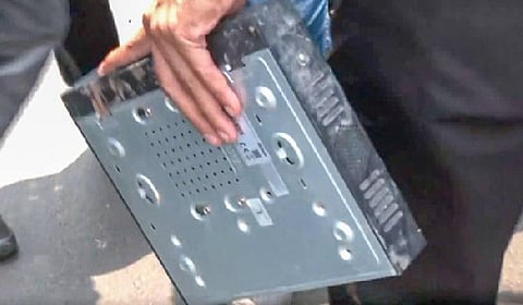 மீட்கப்பட்ட டிவிஆர்.