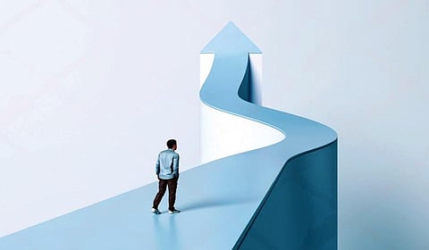 வாழ்க்கையில் முன்னேற மாற்ற வேண்டிய 10 பழக்கங்கள்