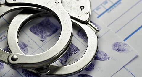 திருத்தணியில் பச்சிளம் குழந்தை வீசப்பட்ட சம்பவம்: 10-ம் வகுப்பு மாணவி வாக்குமூலம் - போக்சோவில் இளைஞர் கைது