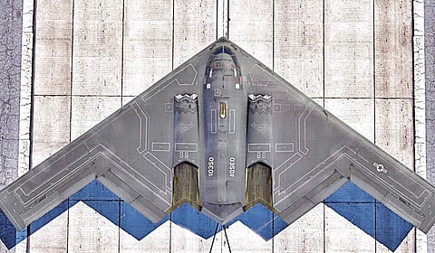 ஈரான் அணு சக்தி தளங்கள் மீது தாக்குதல் நடத்திய அமெரிக்காவின் பி-2 போர் விமானத்தின் சிறப்பு அம்சங்கள்