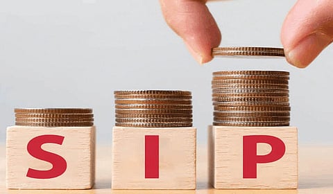 தொடர்ந்து அதிகரிக்கும் எஸ்ஐபி முதலீடு