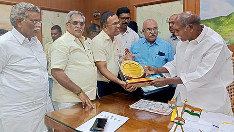 புகையிலை இல்லா இளைஞர் நலன் இயக்கம் - புதுச்சேரிக்கு மத்திய அரசின் விருது!