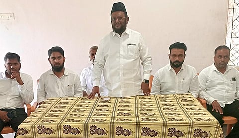 திண்டுக்கல்லில் நடந்த மனிதநேய மக்கள் கட்சி நிர்வாகிகள் கூட்டத்தில் பேசிய மாநில தலைவர் ஜவஹிருல்லா எம்எல்ஏ