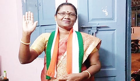 அன்புராணி.