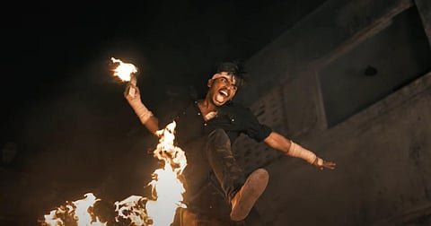 ‘ஃபீனிக்ஸ்’ ட்ரெய்லர் எப்படி? - சூர்யா சேதுபதியின் ஆக்ஷன் அறிமுகம்!