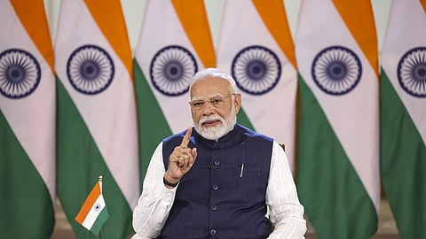 சர்வதேச தொழிலாளர் அமைப்பு அறிக்கையின்படி அரசின் நல திட்டங்களால் 95 கோடி பேர் பயன்: பிரதமர் மோடி பகிர்வு