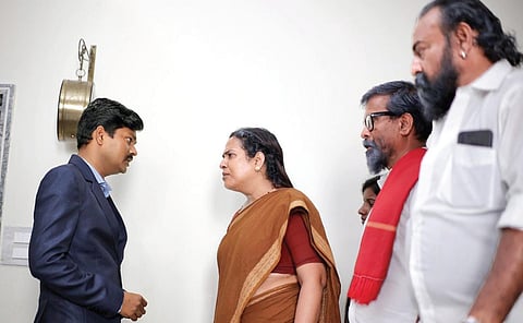 குயிலி: திரைப் பார்வை - ஒரு பெண்ணின் பெருங்கோபம்!