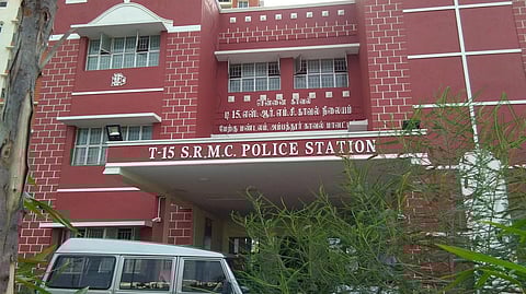 போரூர் காவல் நிலையத்தில் புகார் அளிக்க வந்த நபரை தாக்கிய விவகாரம்: காவலரை ஆயுதப்படைக்கு மாற்றி உத்தரவு