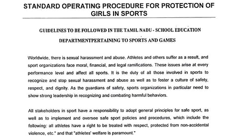 ஆங்கிலத்தில் வெளியான வழிகாட்டு நெறிமுறைகள் - ‘எங்கும் தமிழ், எதிலும் தமிழ்’ என்ன ஆனது?
