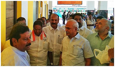 புதுச்சேரி புதிய பேருந்து நிலையம் கட்டியதில் ஆட்சியாளர்கள் இமாலய ஊழல்: நாராயணசாமி