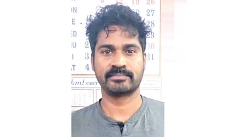 மாடு தினேஷ்