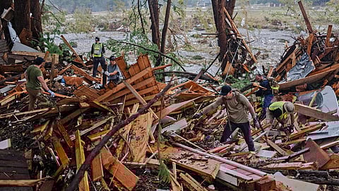 டெக்சாஸ் பெருவெள்ளம்: இதுவரை 120 பேர் உயிரிழப்பு; 170 பேர் மாயம்