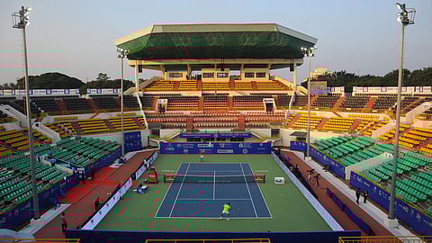 சென்னை நுங்கம்பாக்கம் எஸ்டிஏடி டென்னிஸ் மைதானம்.