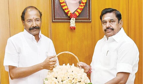 தங்கமணிக்கு எதிராக தடதடக்கும் நாமக்கல் அதிமுக நகரச் செயலாளர்! - வீட்டுக்கே அழைத்து பஞ்சாயத்துப் பேசிய இபிஎஸ்