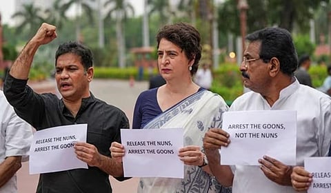 கேரள கன்னியாஸ்திரிகள் கைது விவகாரம்: பிரியங்கா காந்தி தலைமையில் போராட்டம்