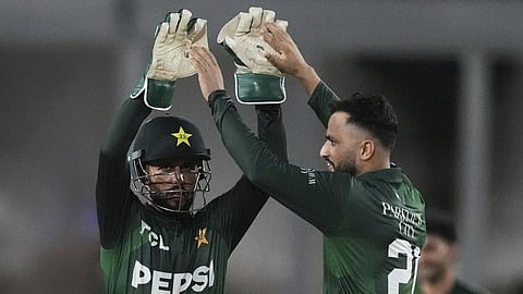 மே.இ.தீவுகளை வீழ்த்தியது பாகிஸ்தான்