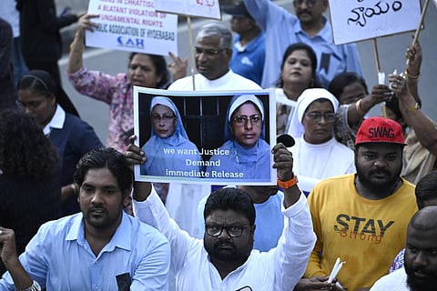 கன்னியாஸ்திரிகள் கைது செய்யப்பட்டதைக் கண்டித்து ஹைதராபாத்தில் நடைபெற்ற போராட்டம்