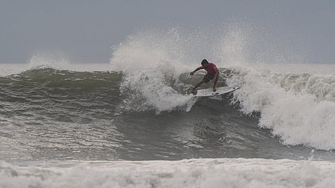 ஆசிய சர்ஃபிங் சாம்பியன்ஷிப்: இந்திய வீரருக்கு வெண்கலம்