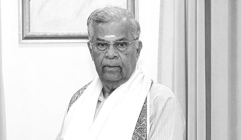 பாஜக மூத்த தலைவரும், நாகாலாந்து ஆளுநருமான இல.கணேசன் காலமானார்