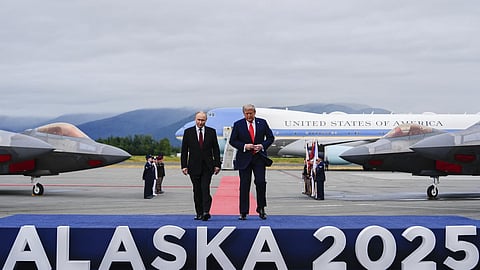 உக்ரைன் போர் நிறுத்தம் தொடர்பாக அமெரிக்காவில் ட்ரம்ப் - புதின் 3 மணி நேரம் பேச்சுவார்த்தை