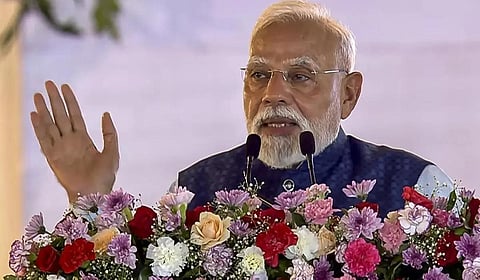 உள்நாட்டு பொருட்களை மட்டுமே விற்க வேண்டும்: வியாபாரிகளிடம் பிரதமர் மோடி வேண்டுகோள்