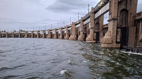 காவிரியில் வெள்ளப்பெருக்கு: மேட்டூர் அணையில் இருந்து விநாடிக்கு 75 ஆயிரம் கன அடி உபரிநீர் வெளியேற்றப்படும் என எச்சரிக்கை