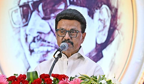 அரசு ஊழியர்கள், ஆசிரியர்கள் ‘அதிருப்தி’யால் திமுக வாக்கு வங்கிக்கு சேதாரமா? - ஒரு பார்வை