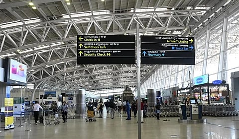 சென்னை விமான நிலையத்தில் போலி நகை ஏற்றுமதி செய்து ரூ.1,000 கோடி முறைகேடு
