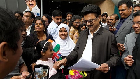 ஜெர்மனி பயணத்தை முடித்துக் கொண்டு லண்டன் சென்ற முதல்வர் மு.க.ஸ்டாலினுக்கு உற்சாக வரவேற்பு