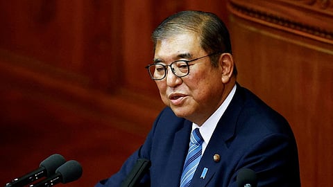 ஜப்பான் பிரதமர் ஷிகெரு இஷிபா பதவி விலக முடிவு - பின்னணி என்ன?