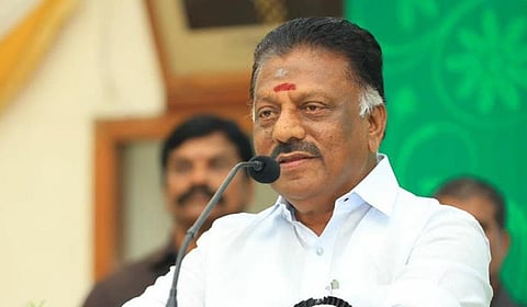 அதிமுகவை ஒருங்கிணைக்கும் செங்கோட்டையனின் முயற்சி நிச்சயம் வெற்றி பெறும்: ஓபிஎஸ் கருத்து