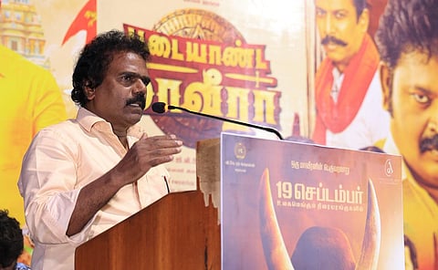 சமூக வலைதளங்களில் ஏராளமான மன நோயாளிகள்! - தங்கர் பச்சான் காட்டம்