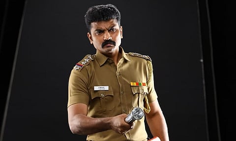 ‘தி டார்க் ஹெவன்' படத்தில் இருந்து நடிகர் நகுலை நீக்கியது ஏன்?