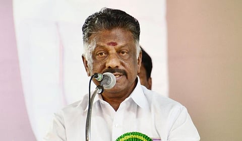 அதிமுகவின் சட்ட விதிகளுக்கு இன்று ஊறு ஏற்பட்டுள்ளது - ஓபிஎஸ் குற்றச்சாட்டு